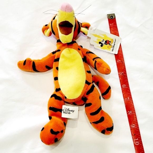 PRICE DROP 🔥 NWT DISNEY Tigger Ban Bag Toy - Picture 2 of 3
